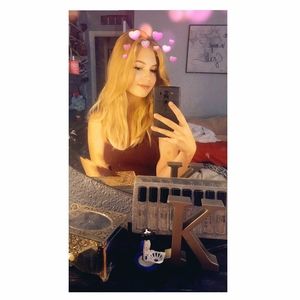 Meet your Posher, Hannah